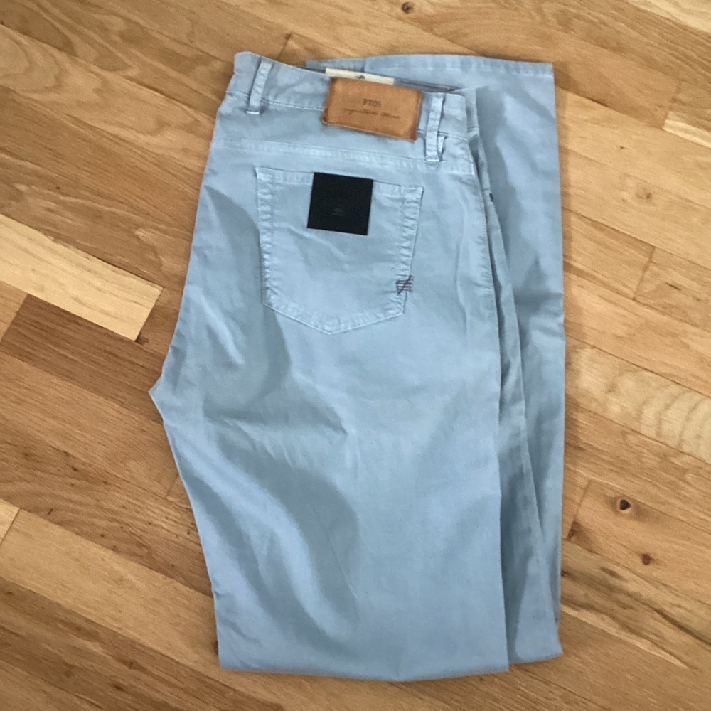 PT05. Slim Straight Light Blue Men's Jeans - size 36